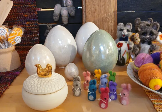 Påskskyltning 2026 SALT Konsthantverk